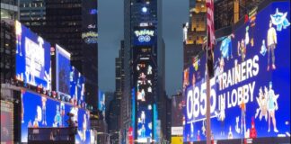 Mewtwo Invades Times Square for Pokémon GO’s 10th Anniversary!