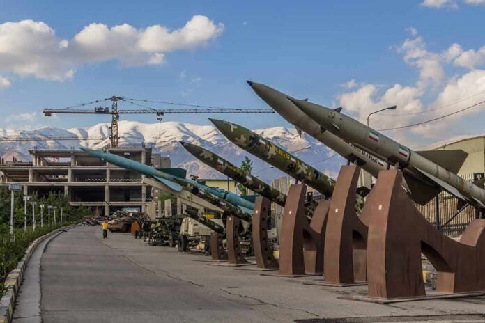 shutterstock_1823417438 Row of missiles on display outdoors