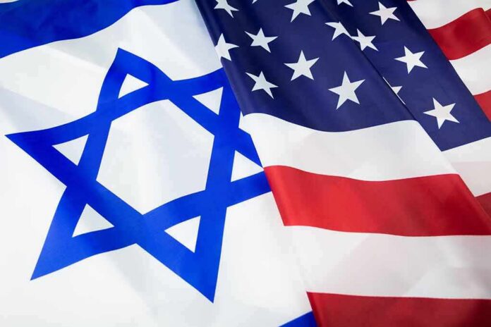shutterstock_1424885498 Israeli and American flags overlapping